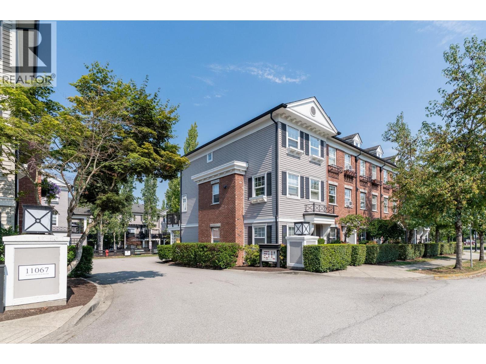 11067 Barnston View Road Unit 34, Pitt Meadows, BC V3Y 2X3