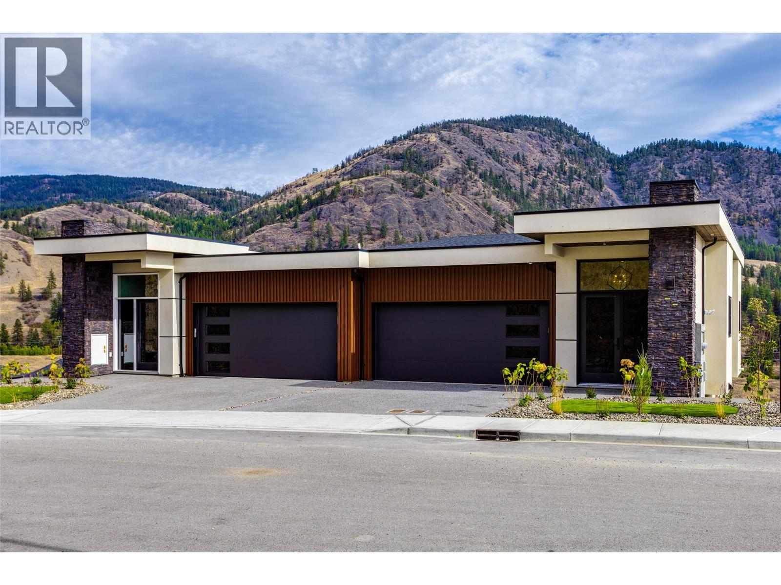 1123 Greenock Court Lot Apt 5, Kelowna, BC V1P 1R6