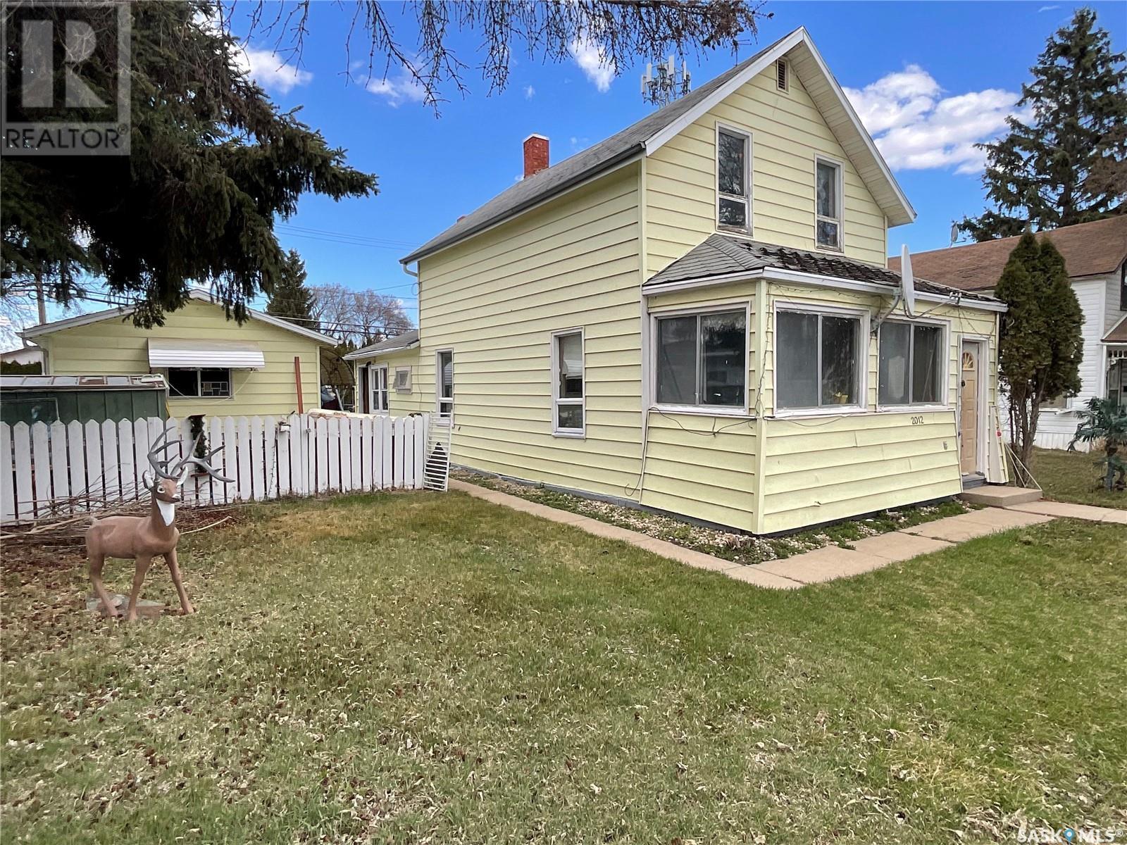 2012 6 Street, Rosthern, SK S0K 3R0