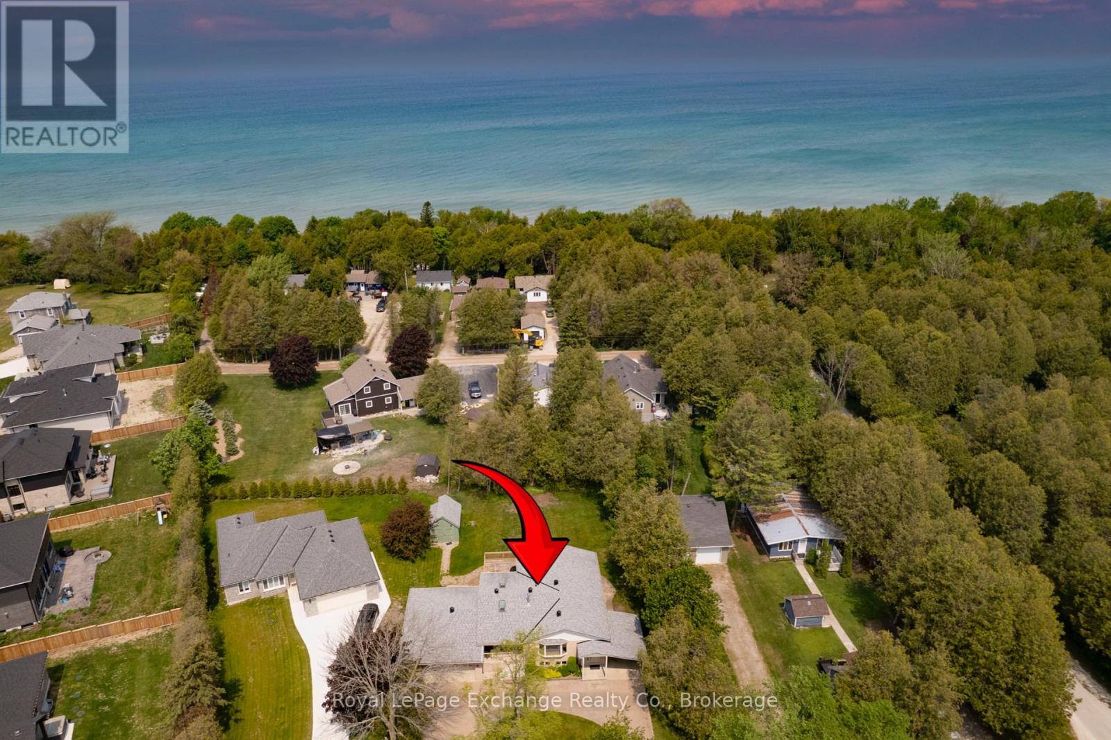 128 Waterloo St, Huron-Kinloss, ON N2Z 0C7