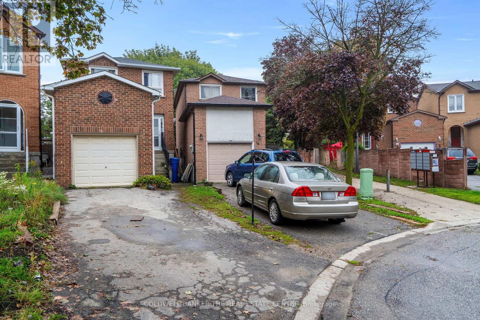 32 Rejane Cres, Vaughan, ON L4J 5A1