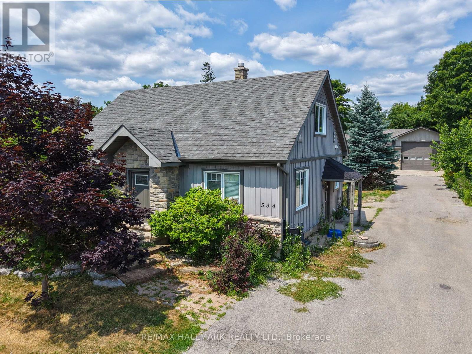 534 Big Bay Point Rd, Barrie, ON L4N 3Z5