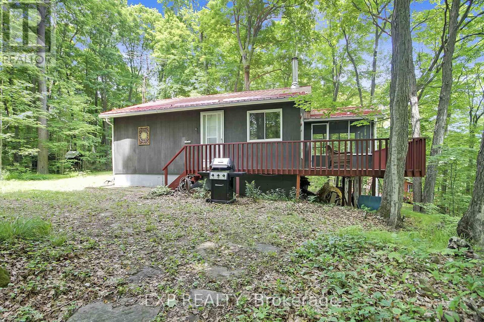 59 Fairhaven Ln, South Frontenac, ON K0H 2B0