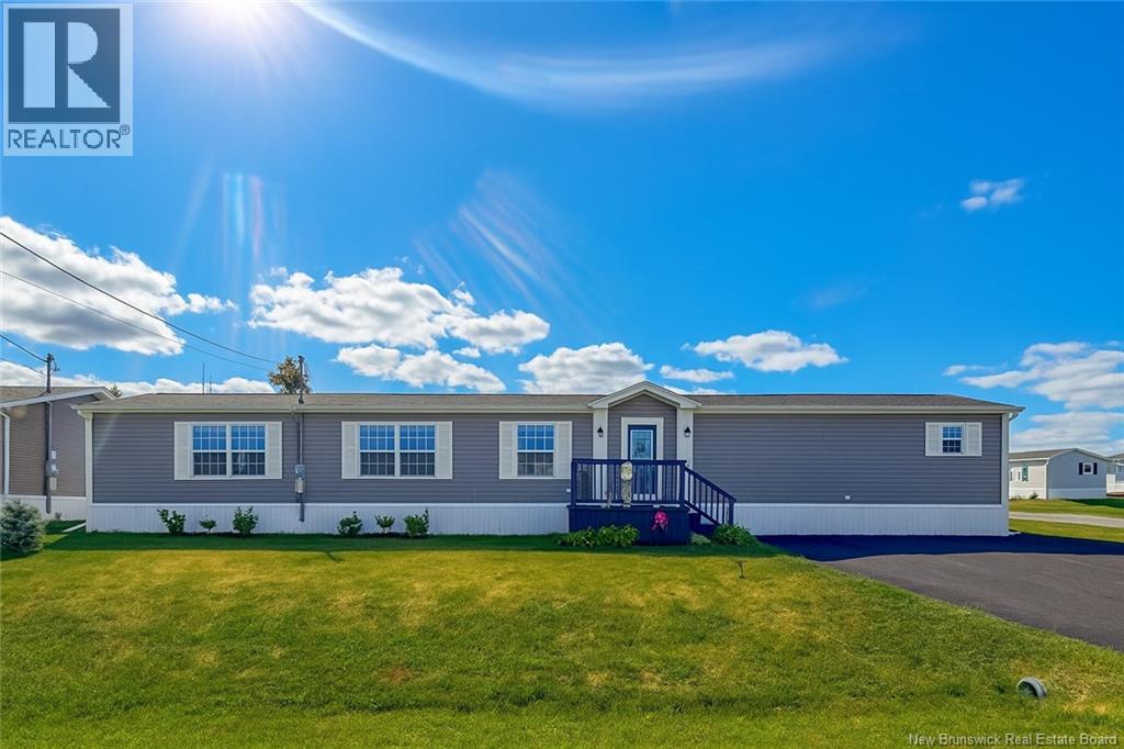 60 Hemmingway Ln, Riverview, NB E1B 0C5