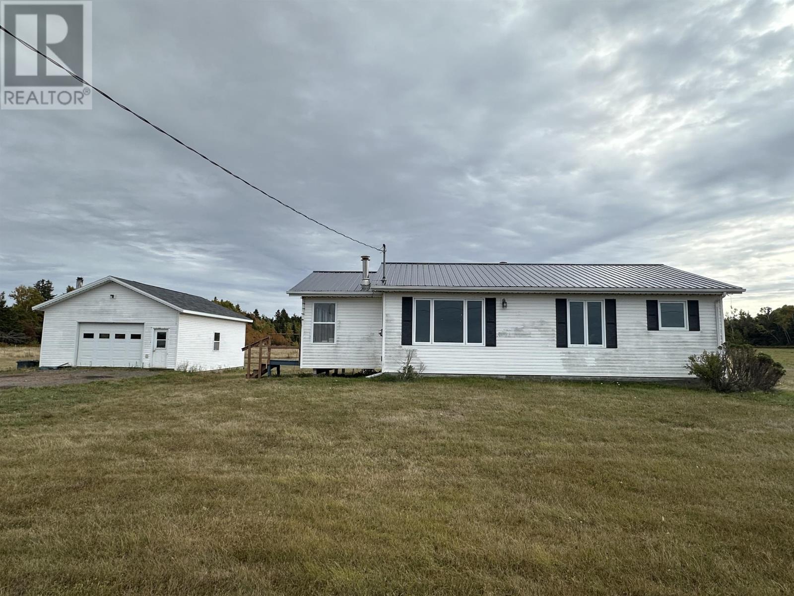 13157 Northside Rd, Souris, PE C0A 2B0