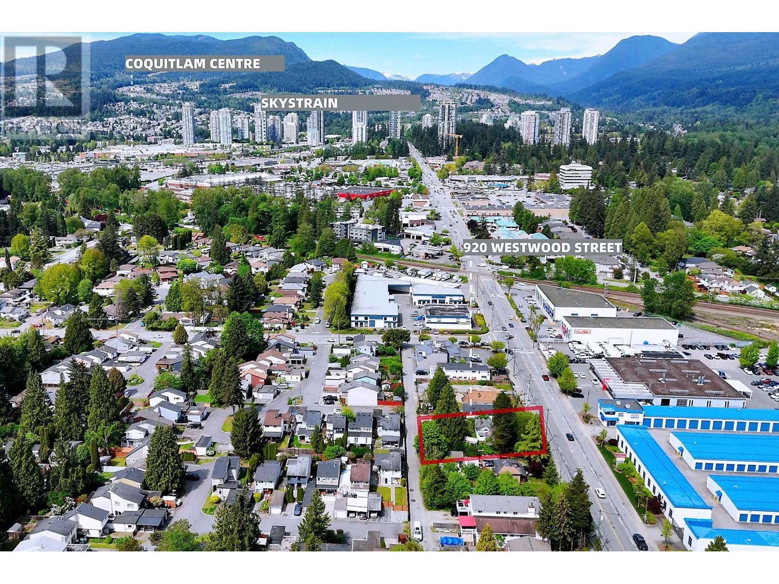 920 Westwood St, Coquitlam, BC V3C 3L3