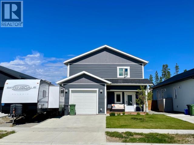 17 Reliance St, Whitehorse, YT Y1A 0S9