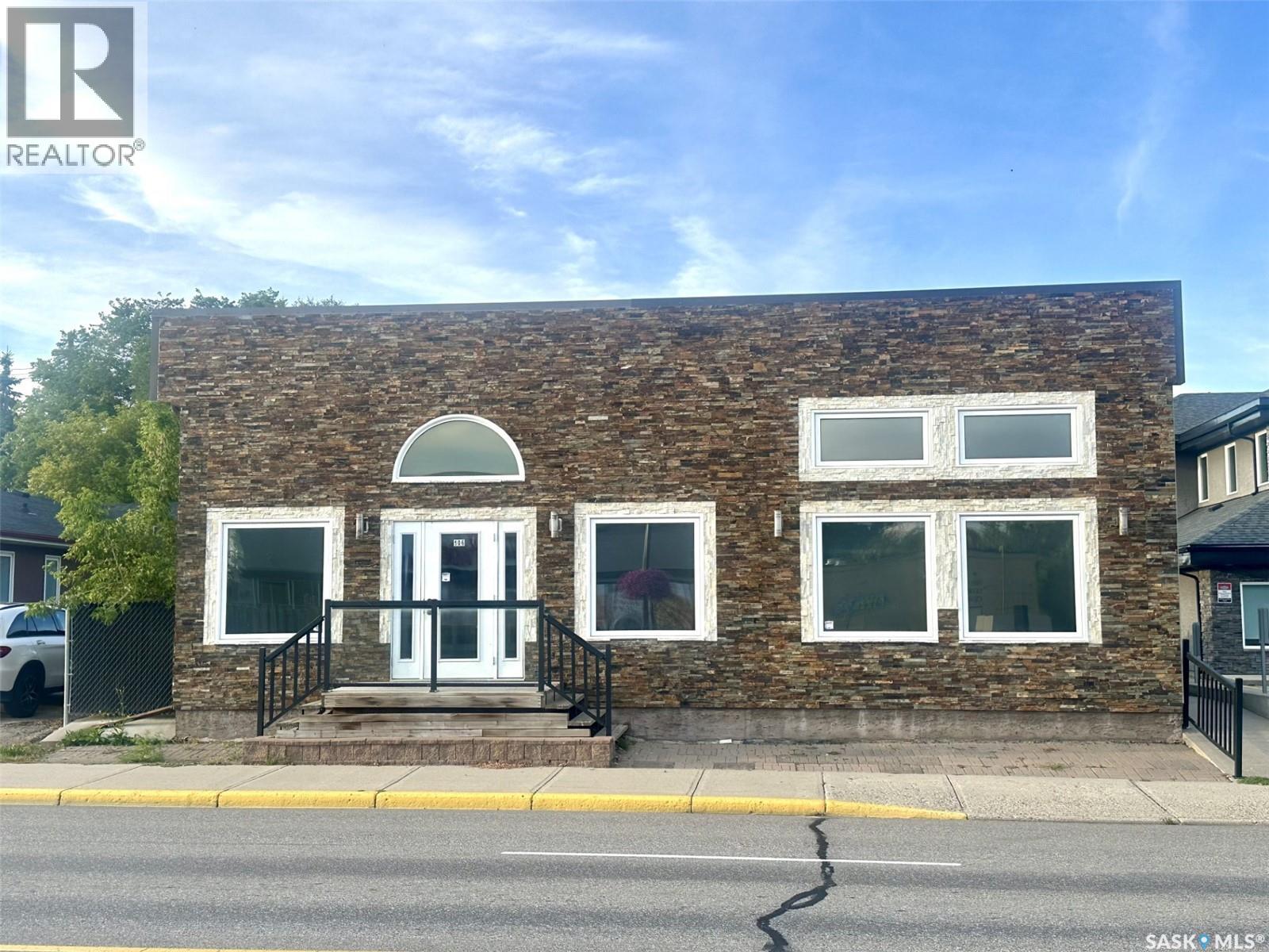 106 Central St E, Warman, SK S0K 4S0