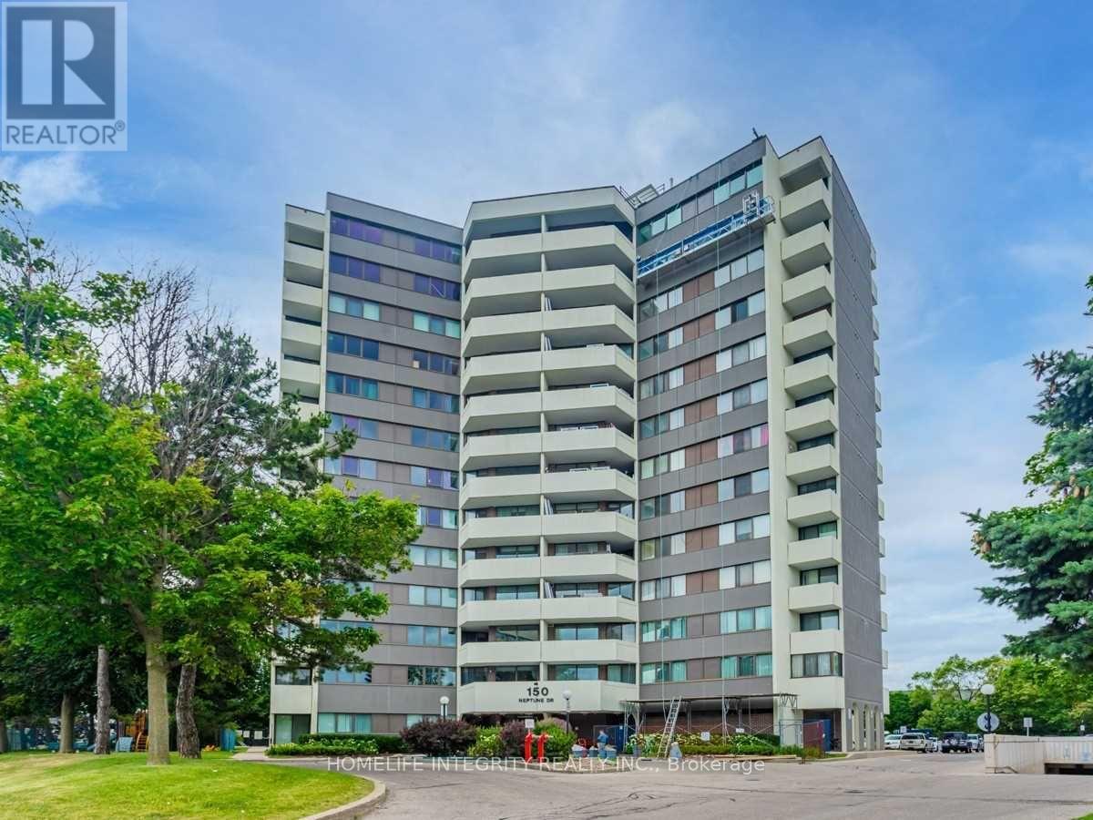 904 150 Neptune Dr, Toronto, ON M6A 2Y9