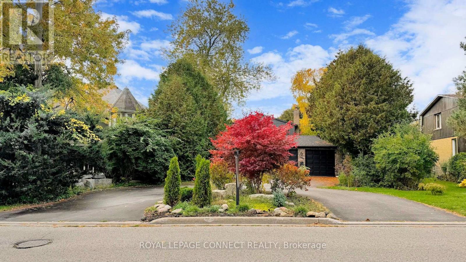 1406 Old Forest Rd, Pickering, ON L1V 1N7