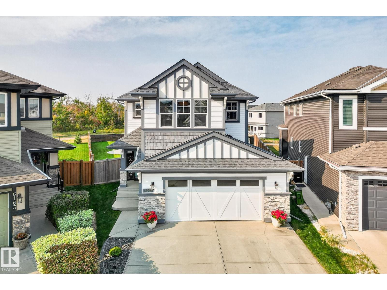 61 St Nw Unit 17506 #a, Edmonton, AB T5Y 3P2
