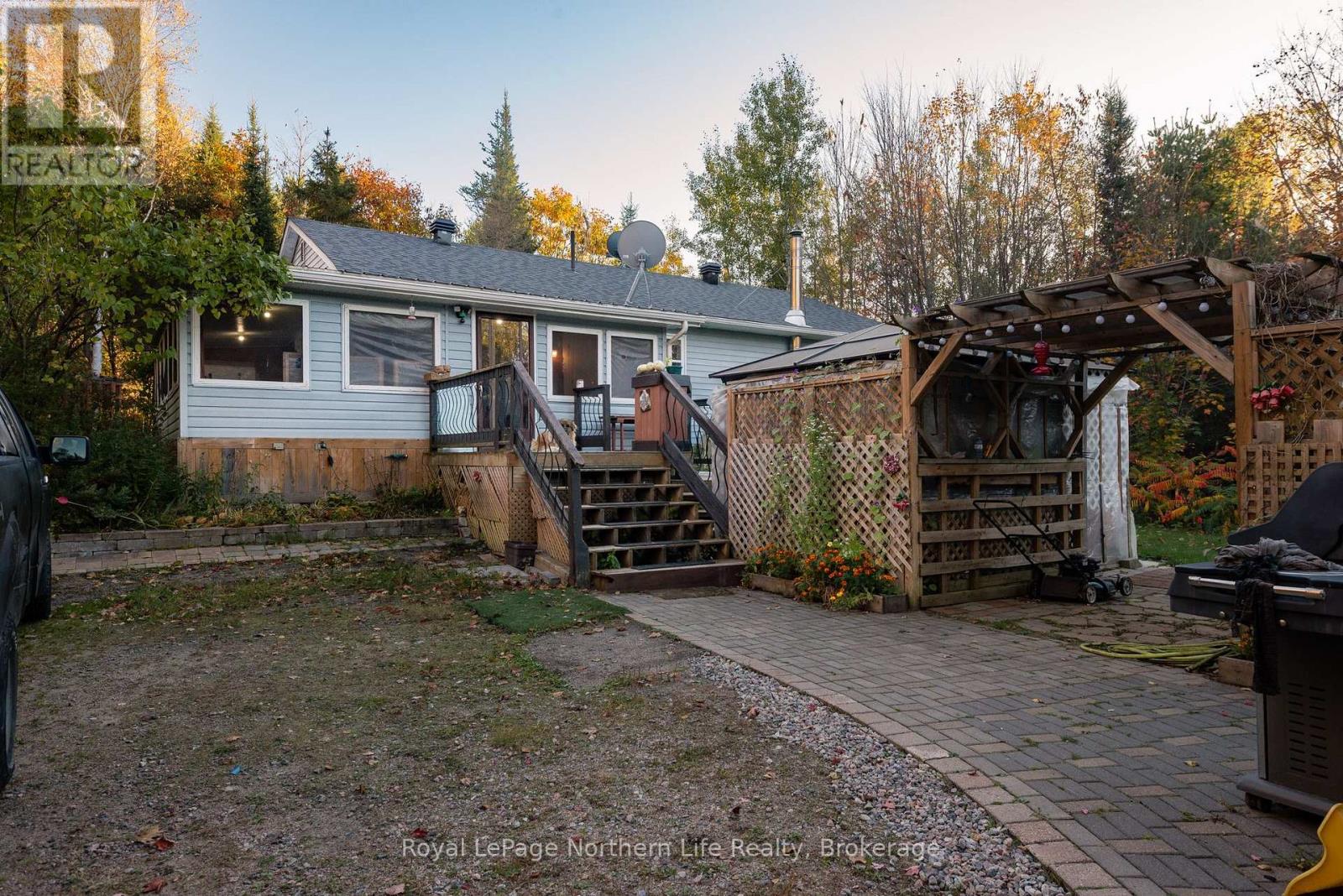 903 Highway 17 E, North Bay, ON P1B 8Z4