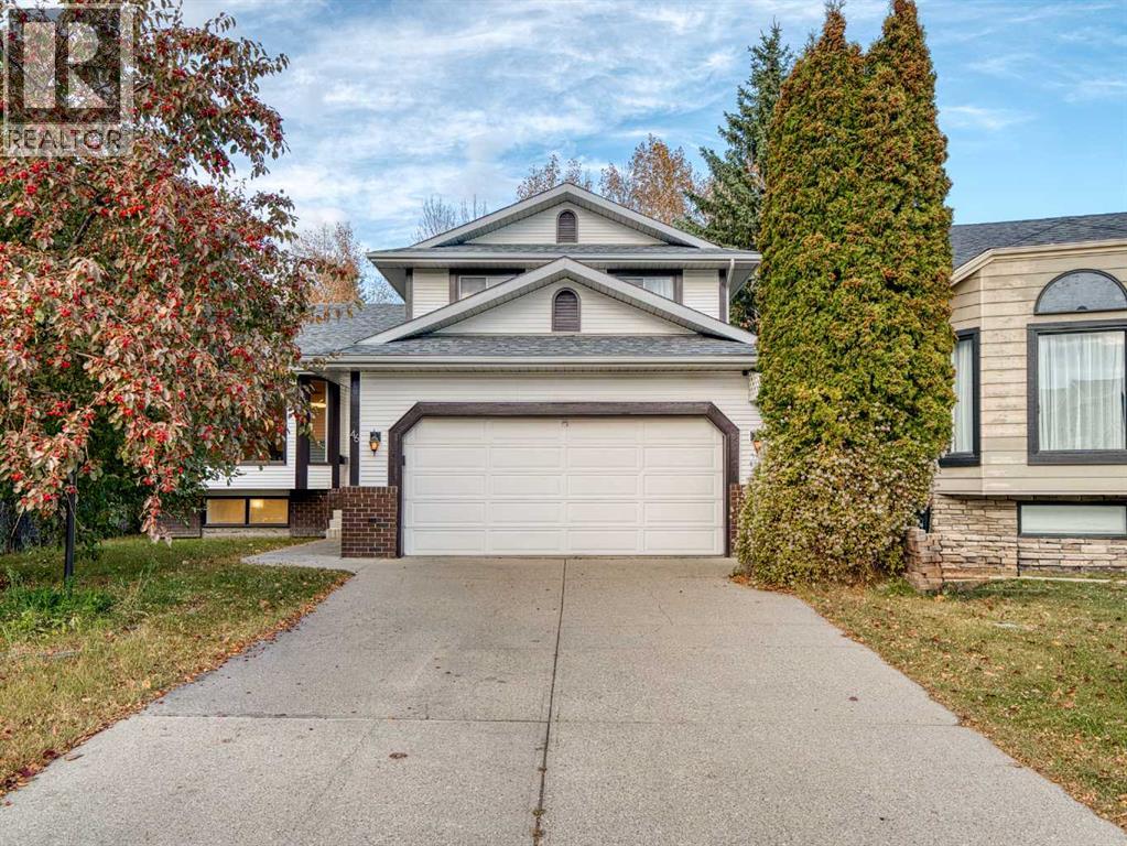 46 Shannon Cres SW, Calgary, AB T2Y 2T8