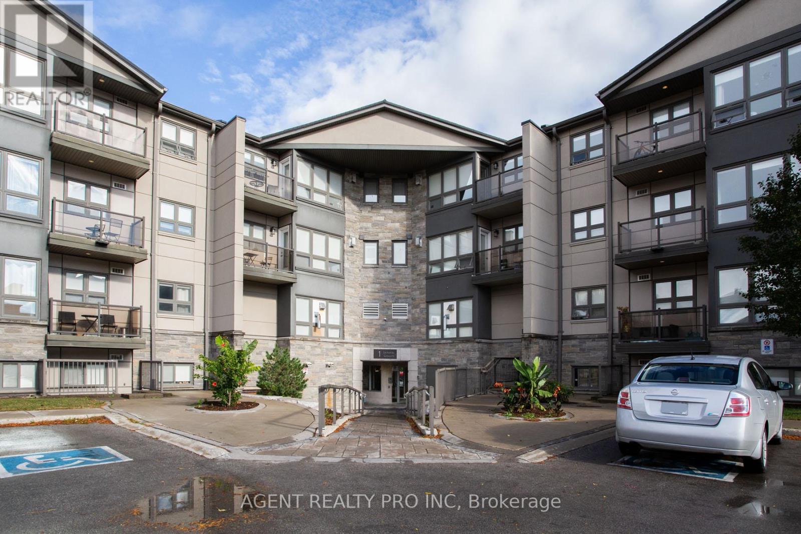 217 1 Jacksway Cres, London, ON N5X 3T5