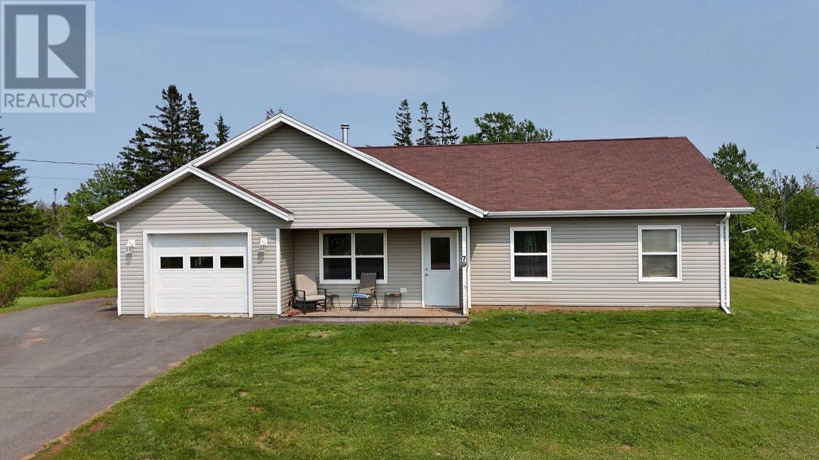 79 Cormac Cres, York, PE C0A 1P0