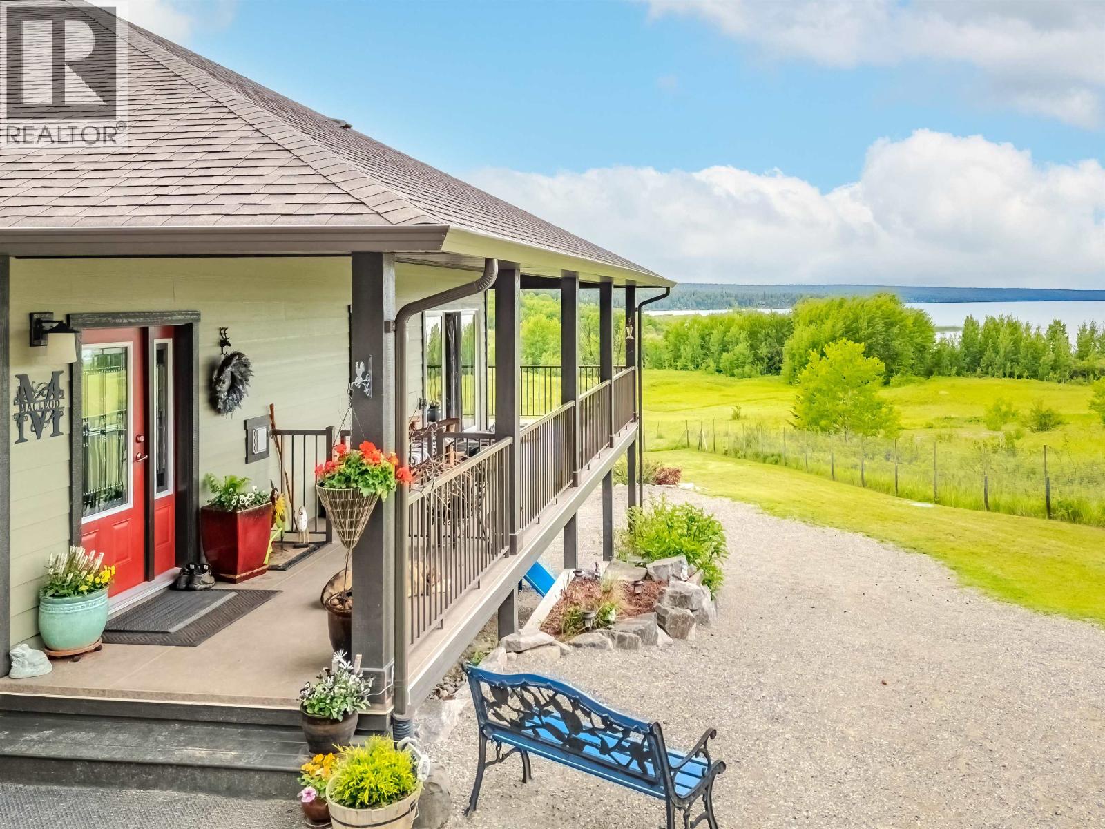 4162 Lac La Hache Station Rd, Lac La Hache, BC V0K 1T0