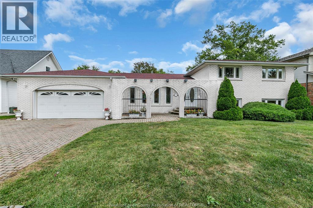 4080 Kennedy Dr E, Windsor, ON N9G 1X8