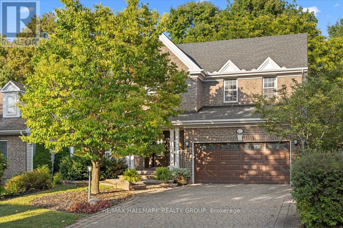 67 Mattawa Cres, Ottawa, ON K2M 2E8