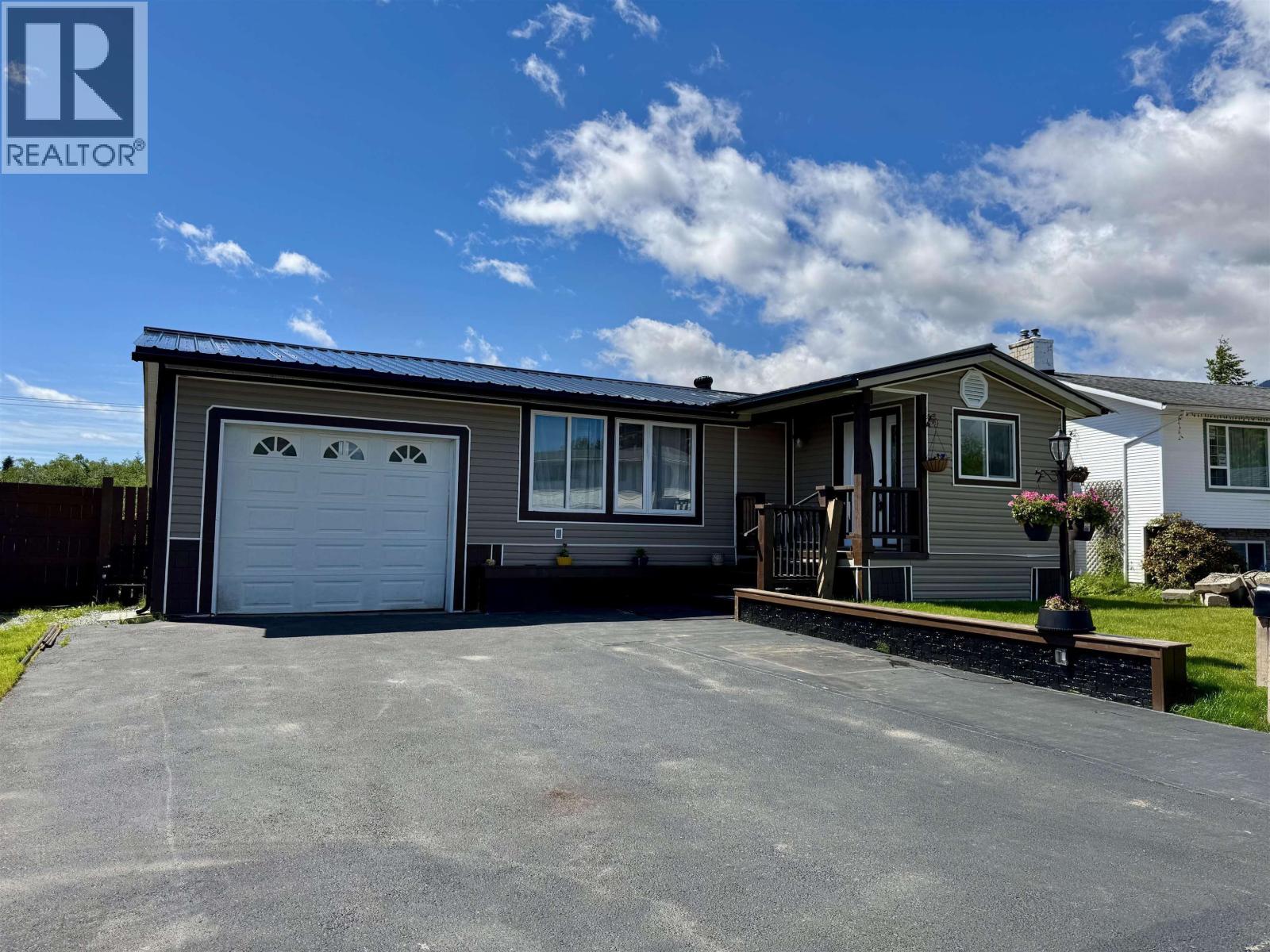 107 Carlson St, Kitimat, BC V8C 1A9