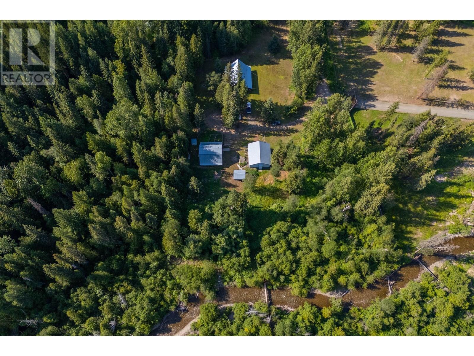 6041 Creek Side Rd, Barriere, BC V0E 1E0