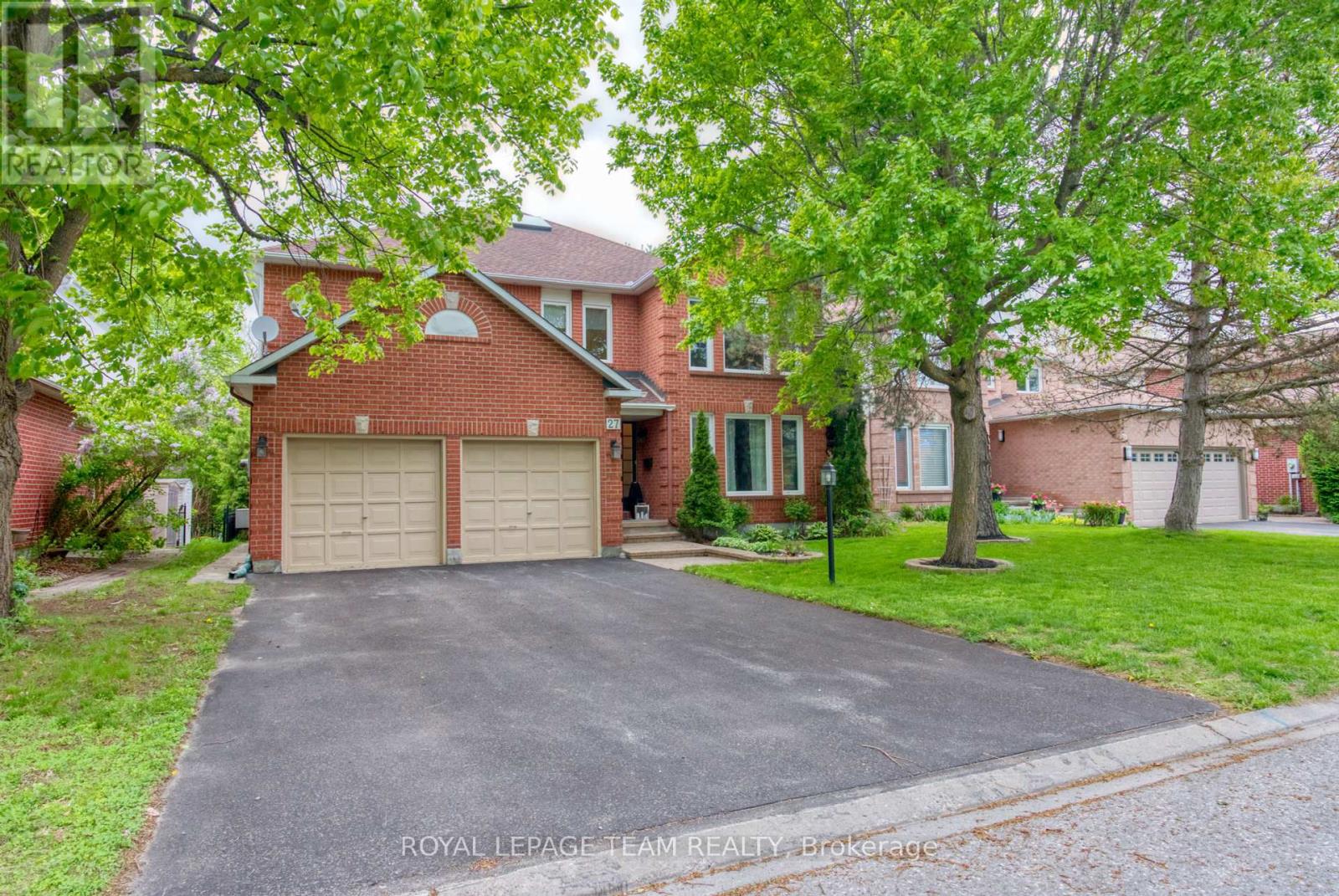 27 Sherk Cres, Ottawa, ON K2K 2L3