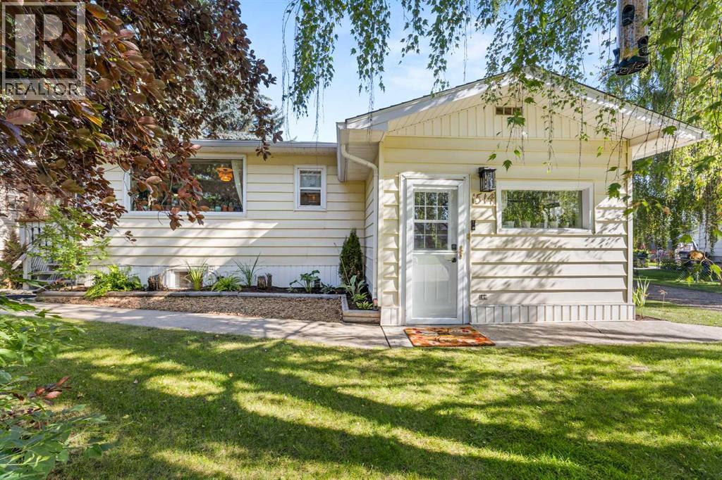 22 Avenue Unit 1514, Didsbury, AB T0M 0W0