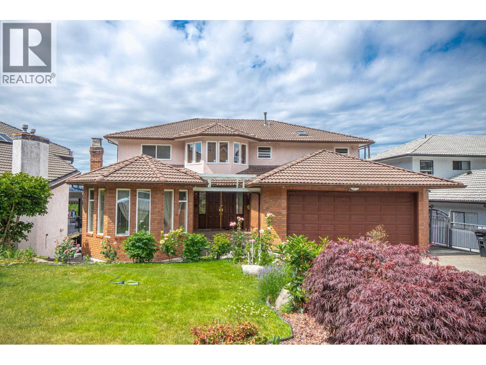 7378 Union St, Burnaby, BC V5A 1J2