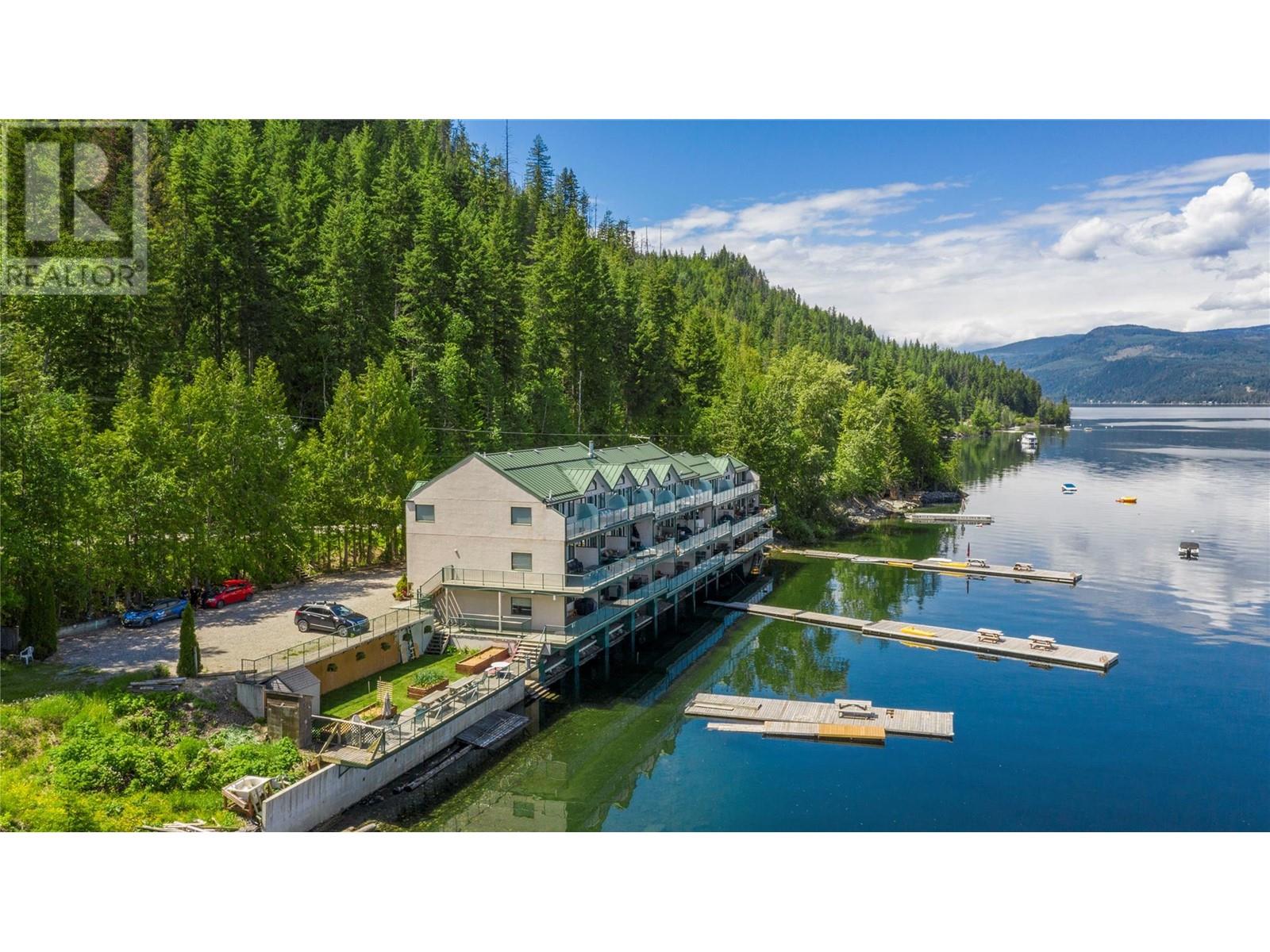 3935 Eagle Bay Road Unit 7b, Eagle Bay, BC V0E 1T0