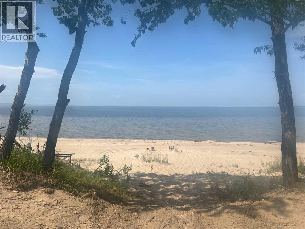 9 Upper Cres, Slave Lake, AB T0G 2A0