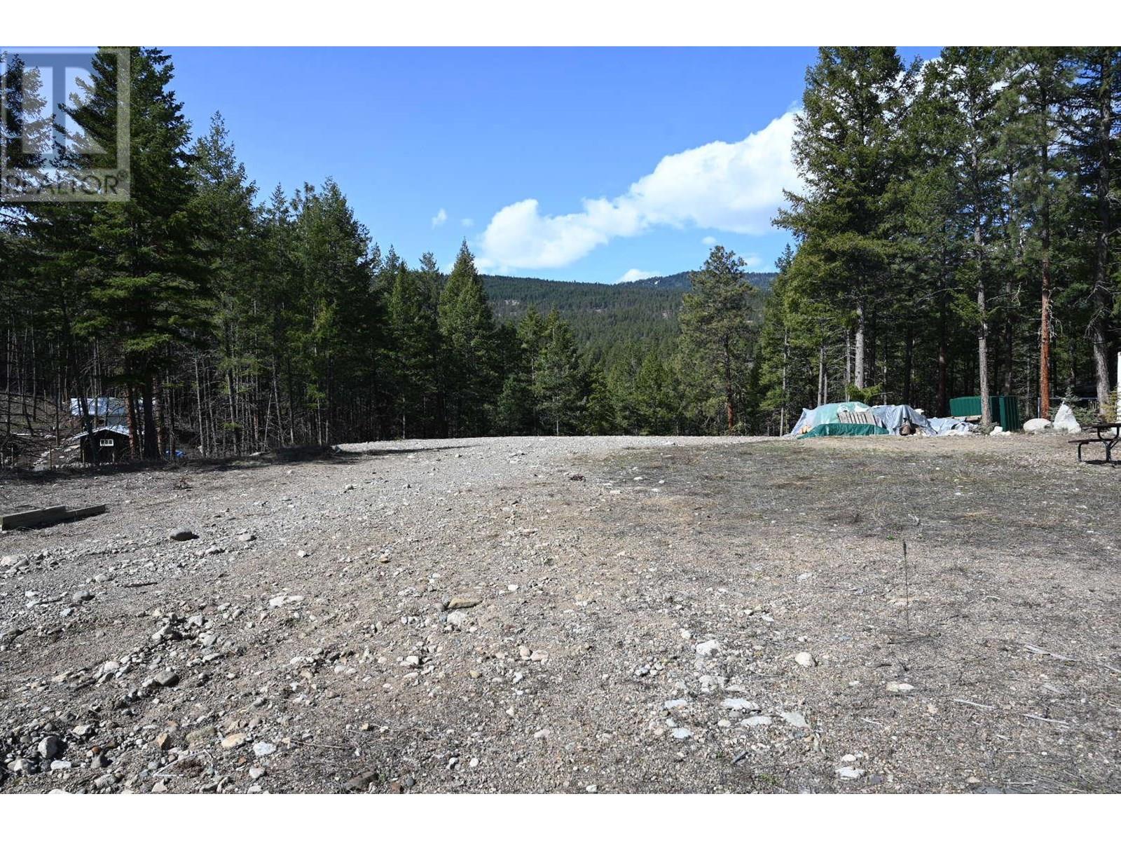 7100 Dunwaters Rd, Kelowna, BC V1Z 3W6