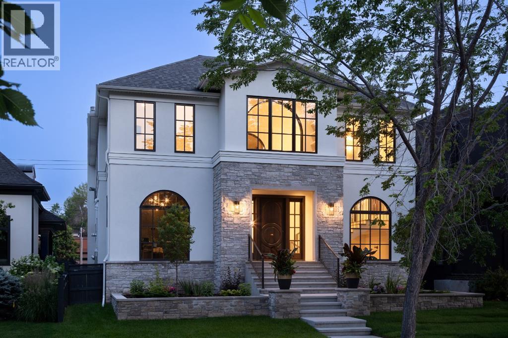 109 Roxboro Rd SW, Calgary, AB T2S 0P9