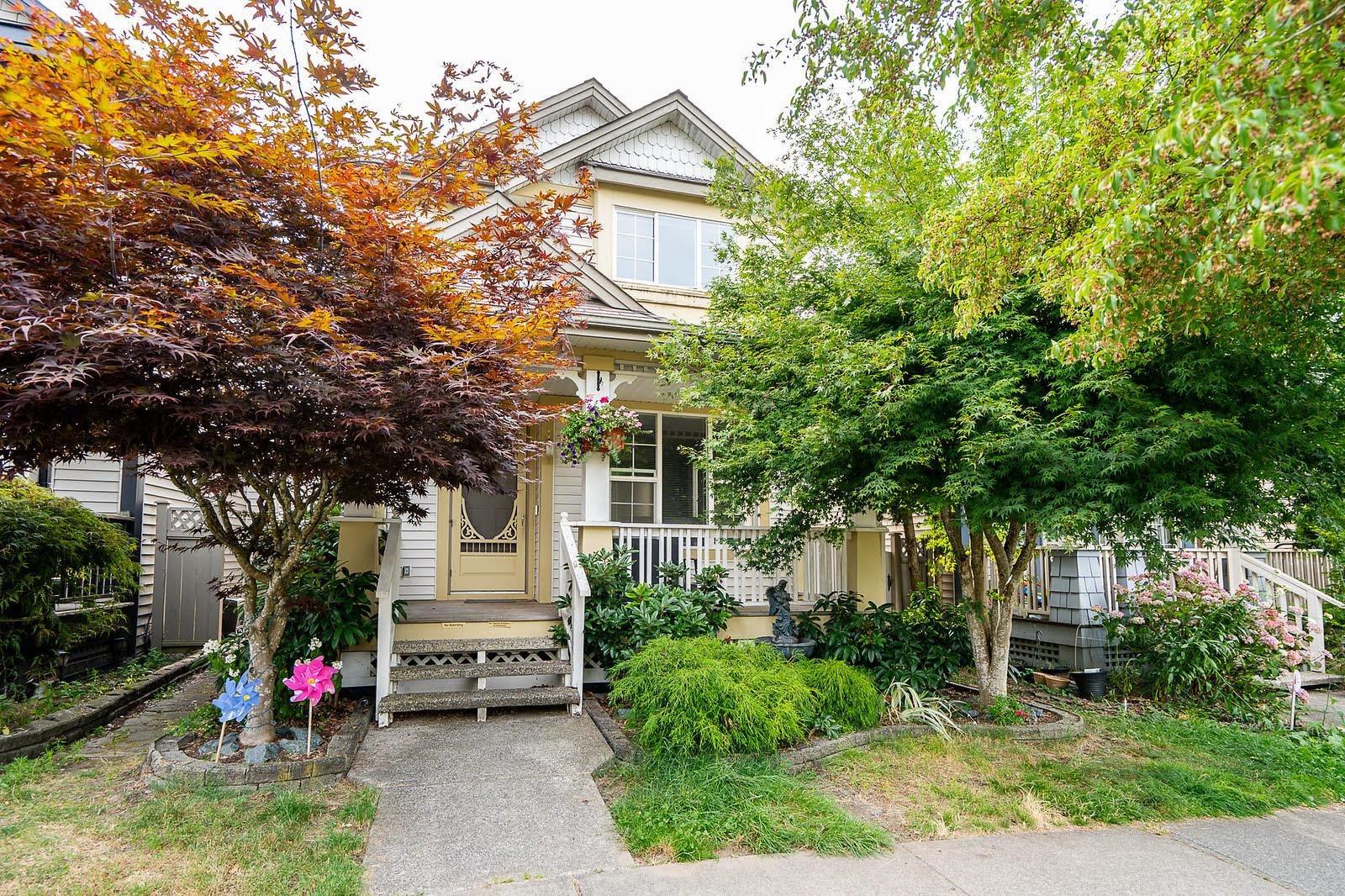 185 Street Unit 6671 #a, Surrey, BC V3S 9B7