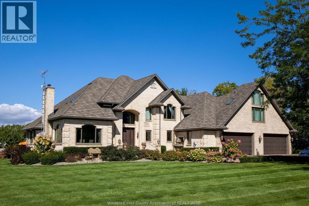 1020 Road 6 E, Kingsville, ON N9Y 2E9