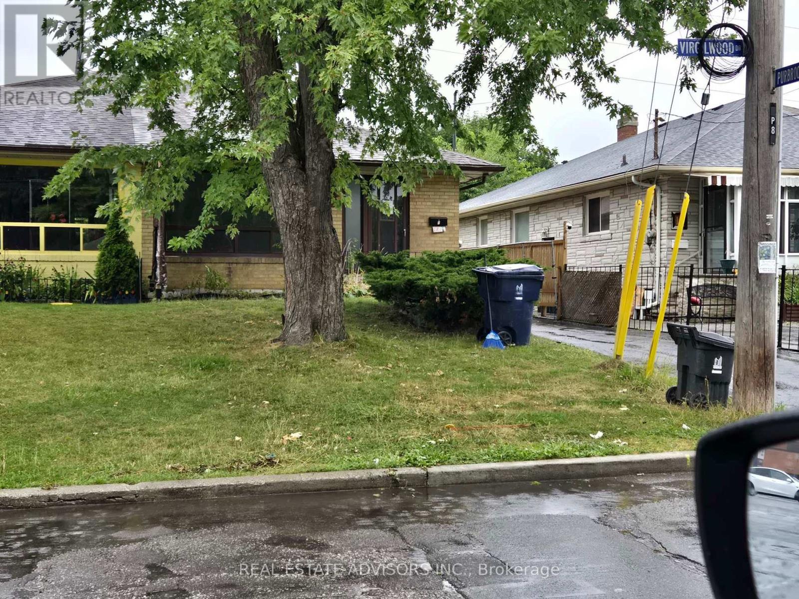 8 Virgilwood Dr, Toronto, ON M2R 2B1