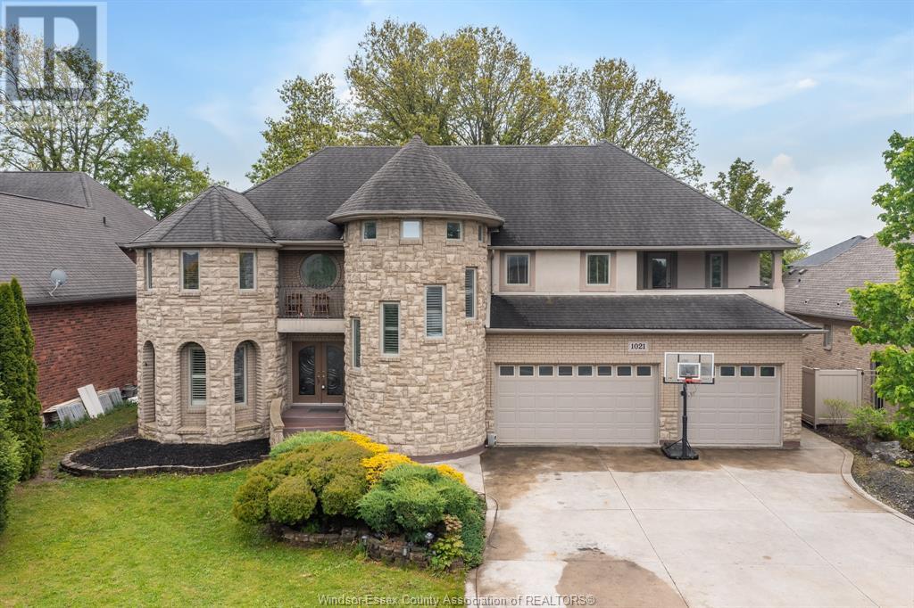 1021 Chelsea Pkwy, Lakeshore, ON N0R 1A0