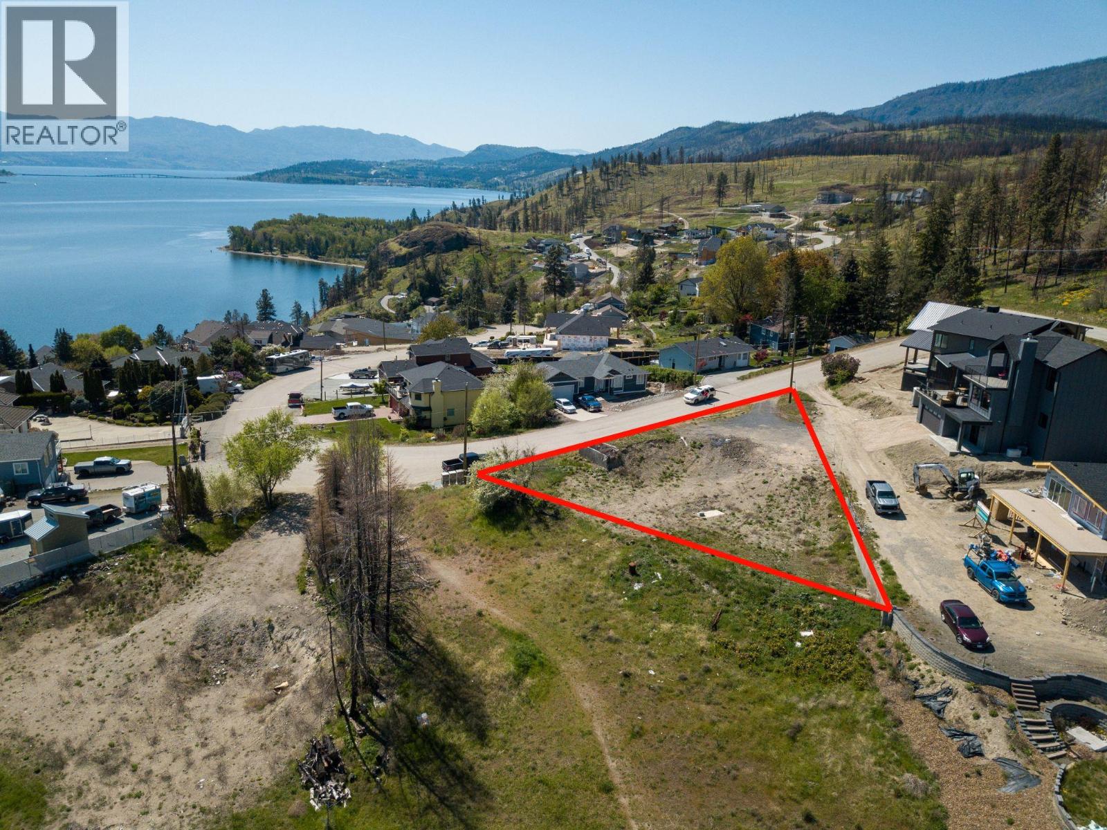 112 Heldon Ct, Kelowna, BC V1Z 3S5