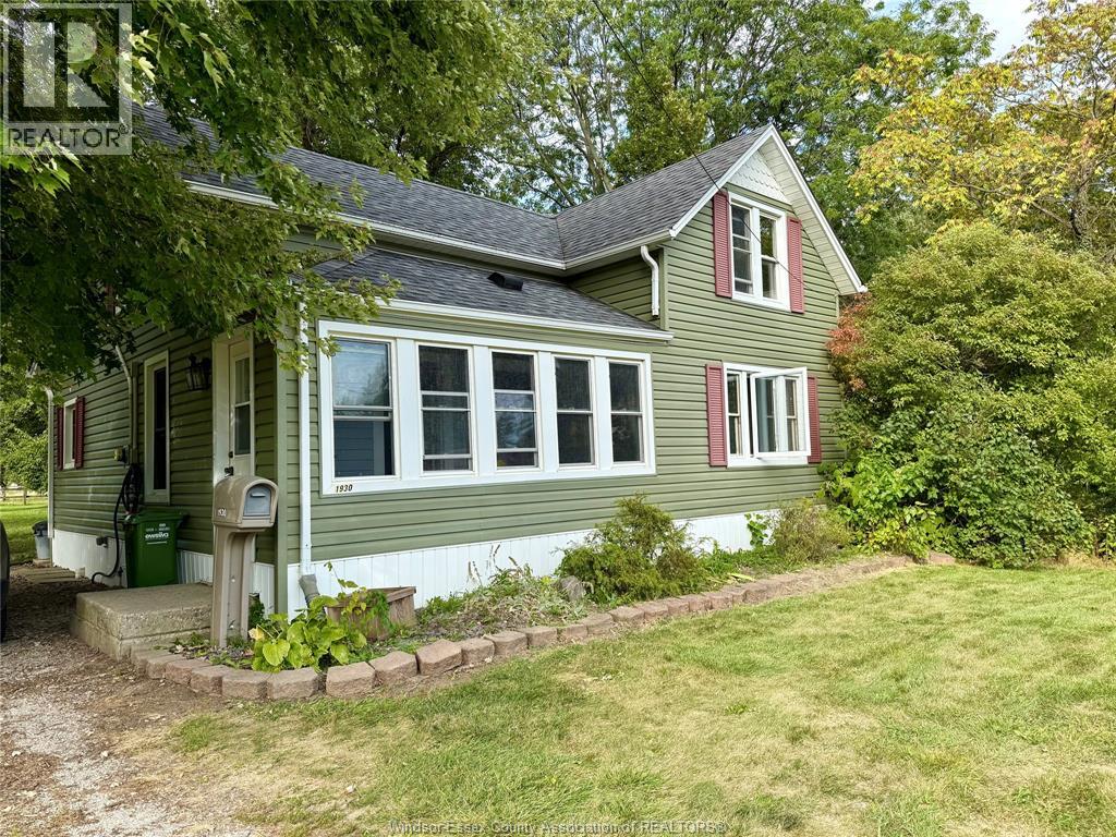 1930 Canard Dr, Lasalle, ON N9J 2S6