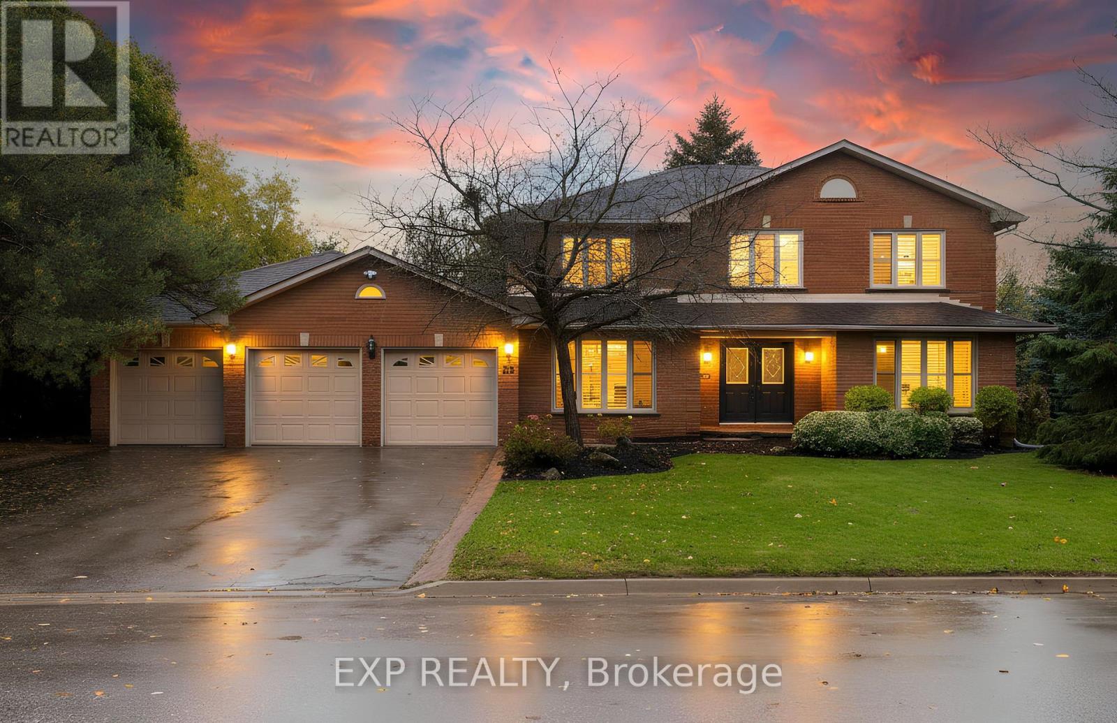 35 Dennis Dr, King King City, ON L0G 1K0