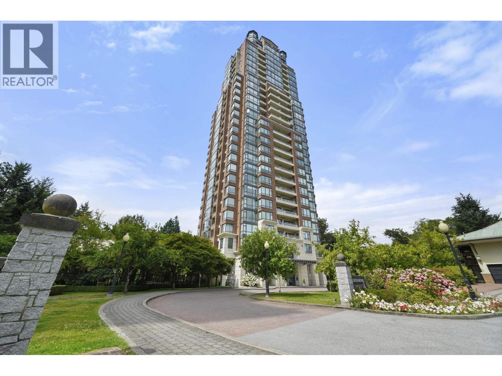 6837 Station Hill Drive Unit 407, Burnaby, BC V3N 5B7