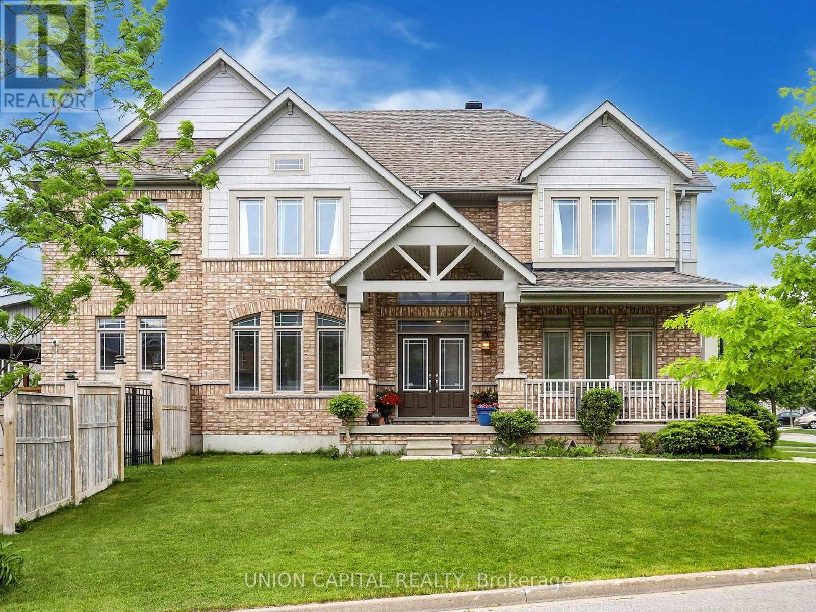 83 Mooney St, Bradford West Gwillimbury, ON L3Z 0K8