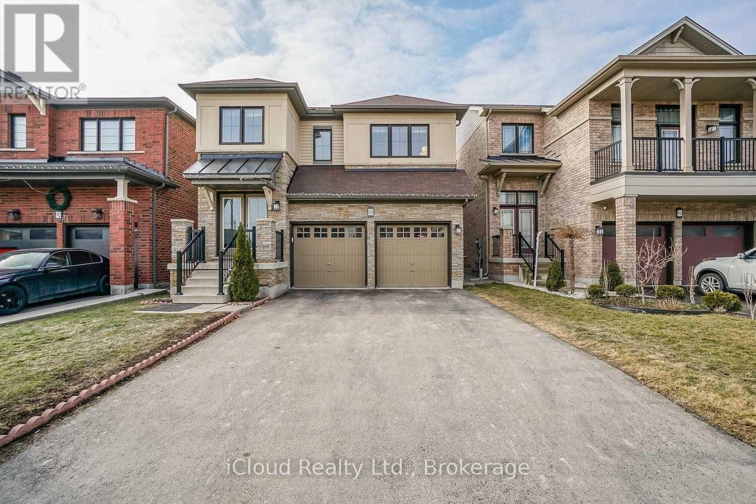 88 W Glen Ave, Hamilton, ON L8J 2V5