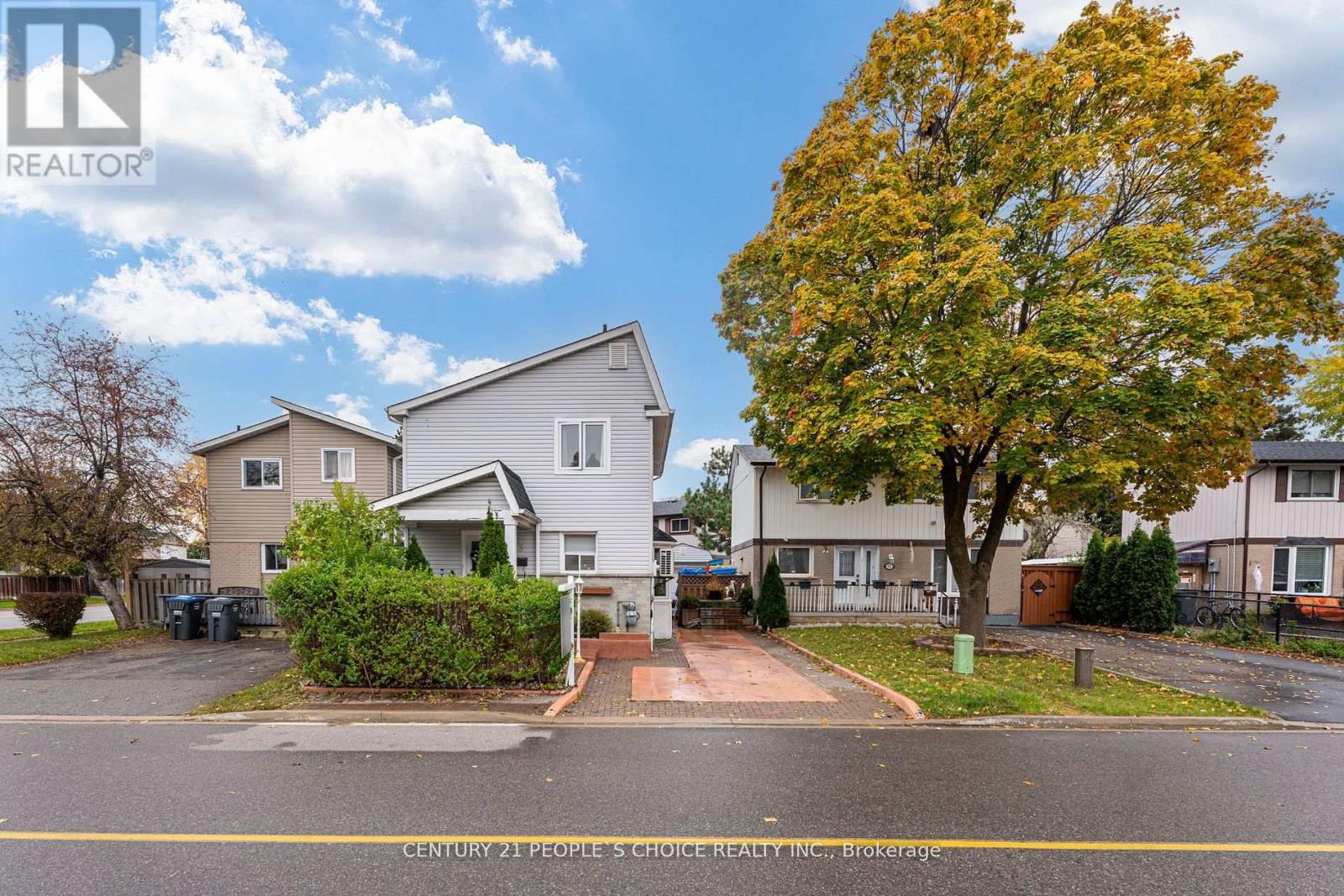 13 Jeffrey St, Brampton, ON L6S 2M9