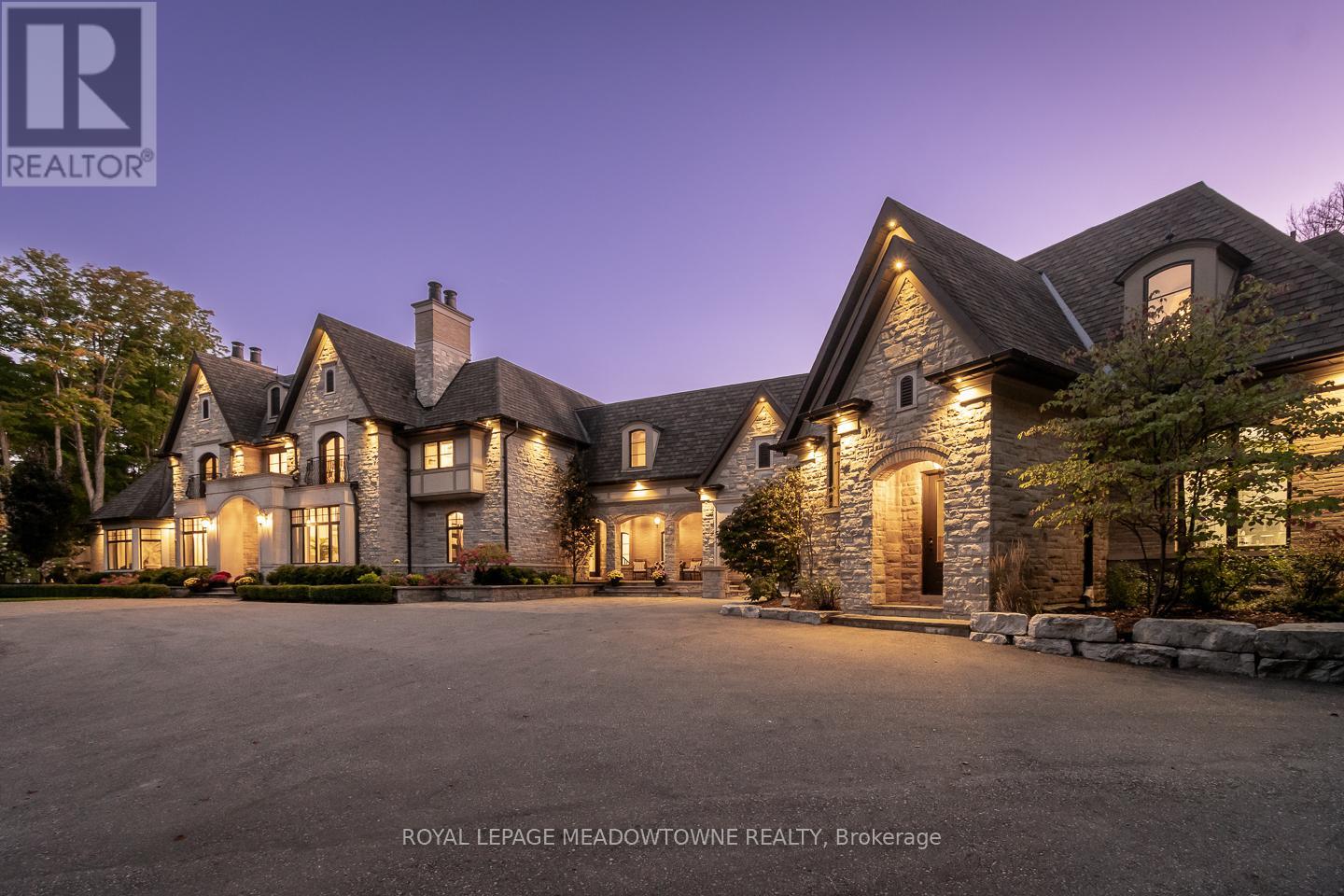 13160 Nassagaweya Esquesing Townline, Milton, ON L7J 2L7