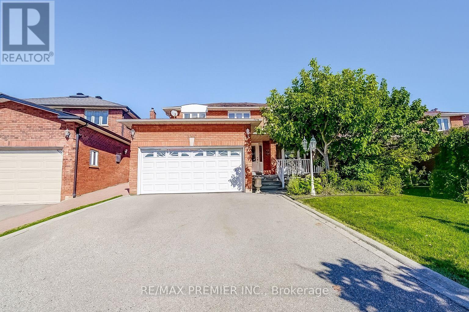 300 Belview Ave, Vaughan East Woodbridge, ON L4L 7V7