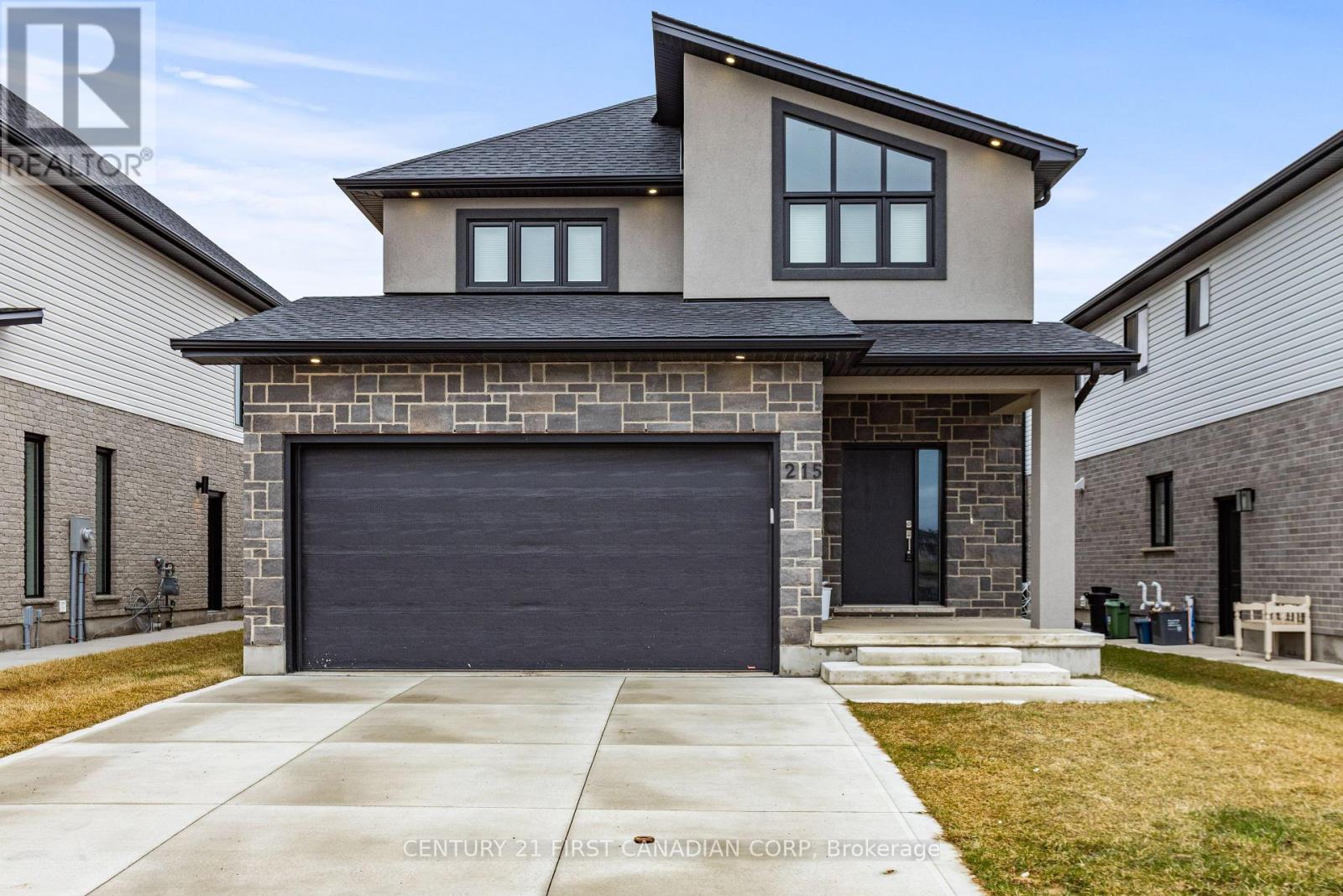 215 Roy Mcdonald Dr N, London South South W, ON N6L 0J1