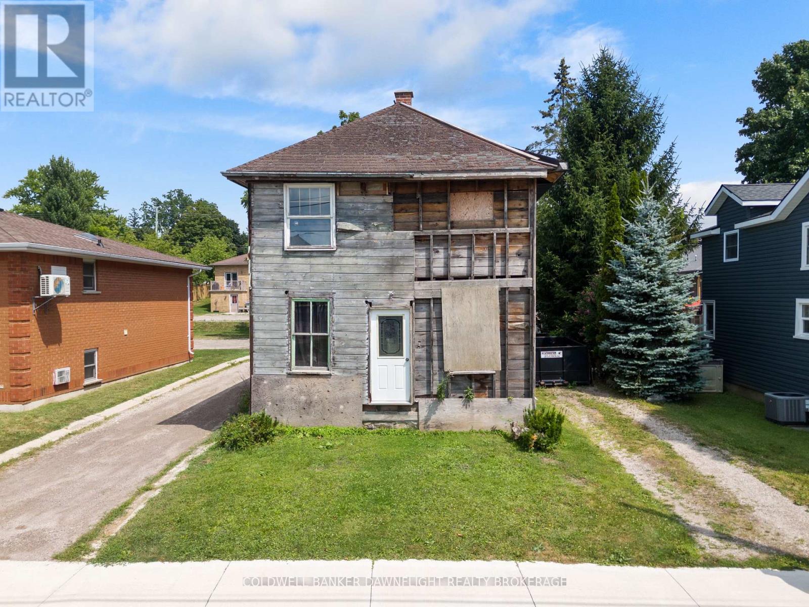 165 James St, Central Huron, ON N0M 1L0