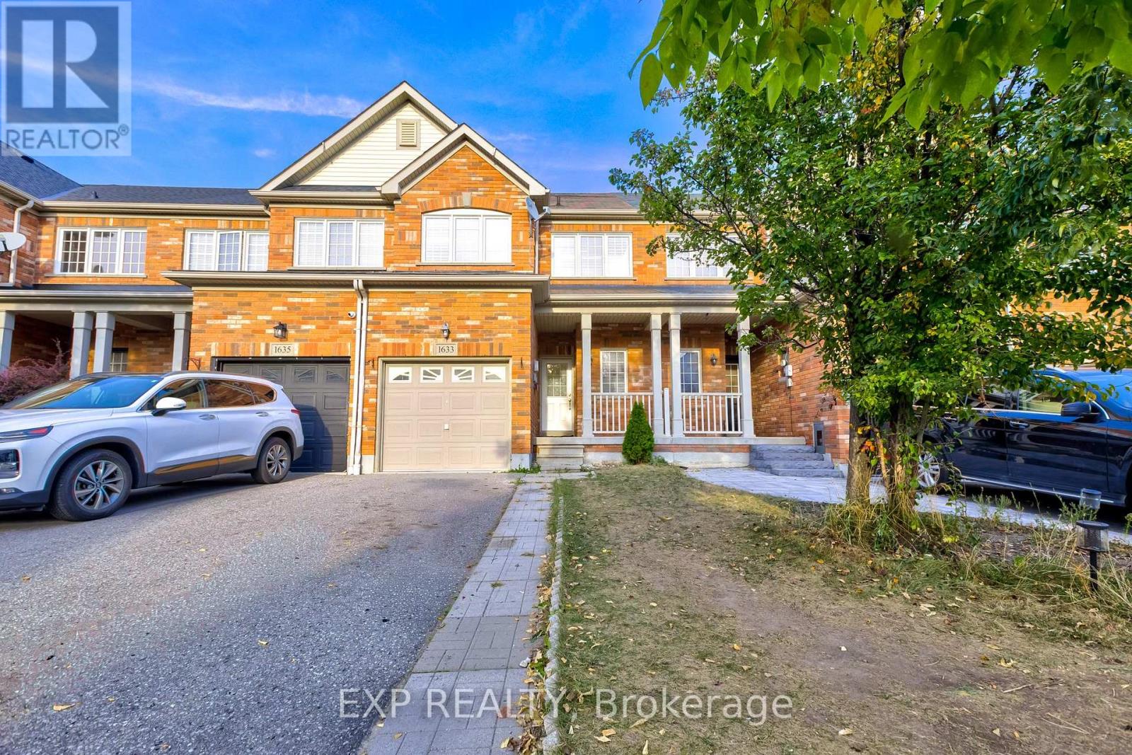 1633 Frolis St, Oshawa, ON L1K 0L4