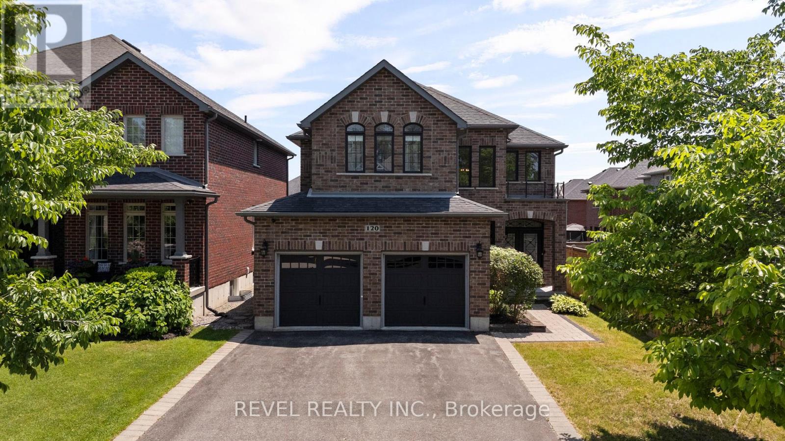 120 Jewel House Ln, Barrie, ON L4N 0T3