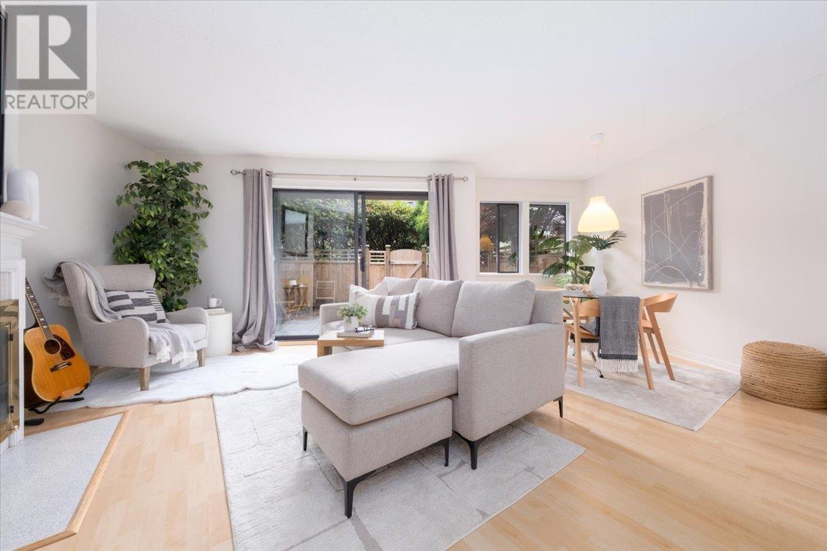 251 W 14th Street Unit 6, North Vancouver, BC V7M 1P4