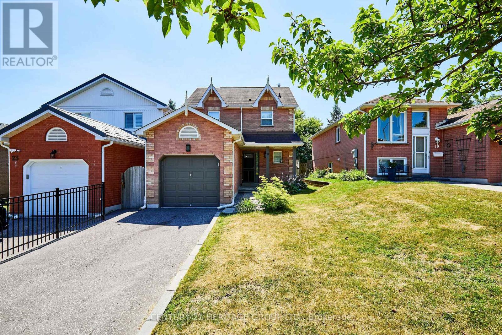 21 Tucker Rd, Clarington, ON L1C 4M2